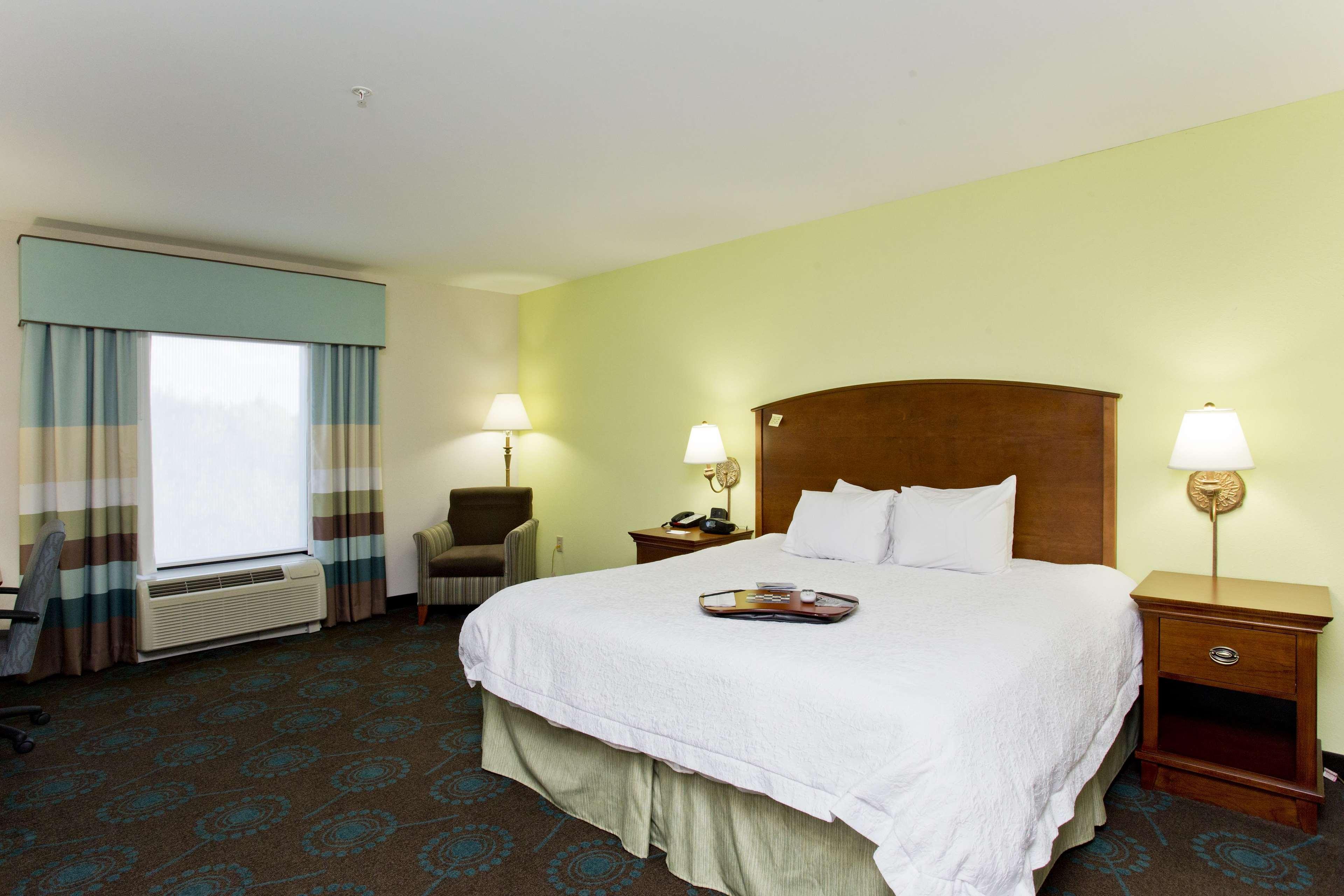 Hampton Inn Front Royal Exterior photo