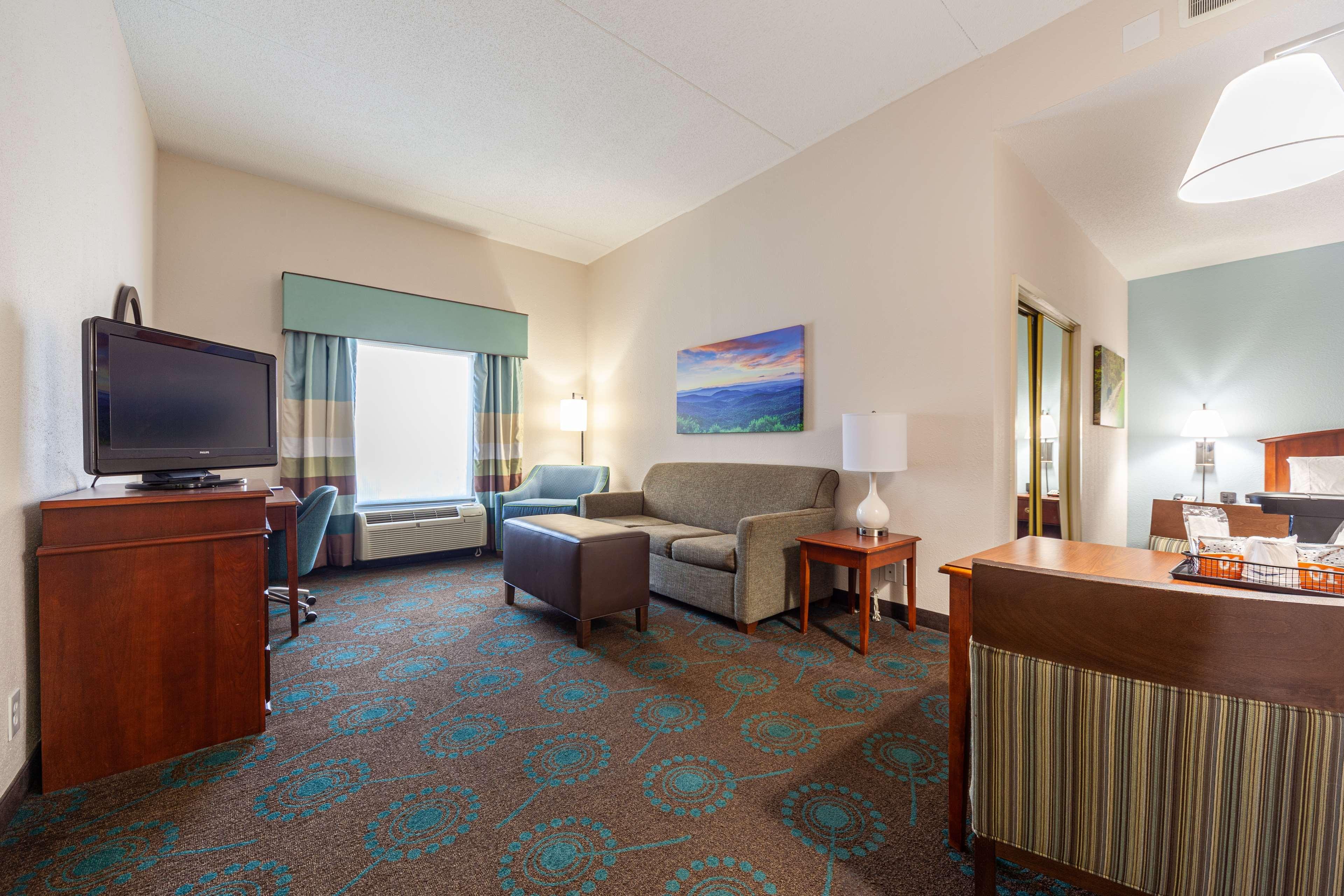 Hampton Inn Front Royal Exterior photo