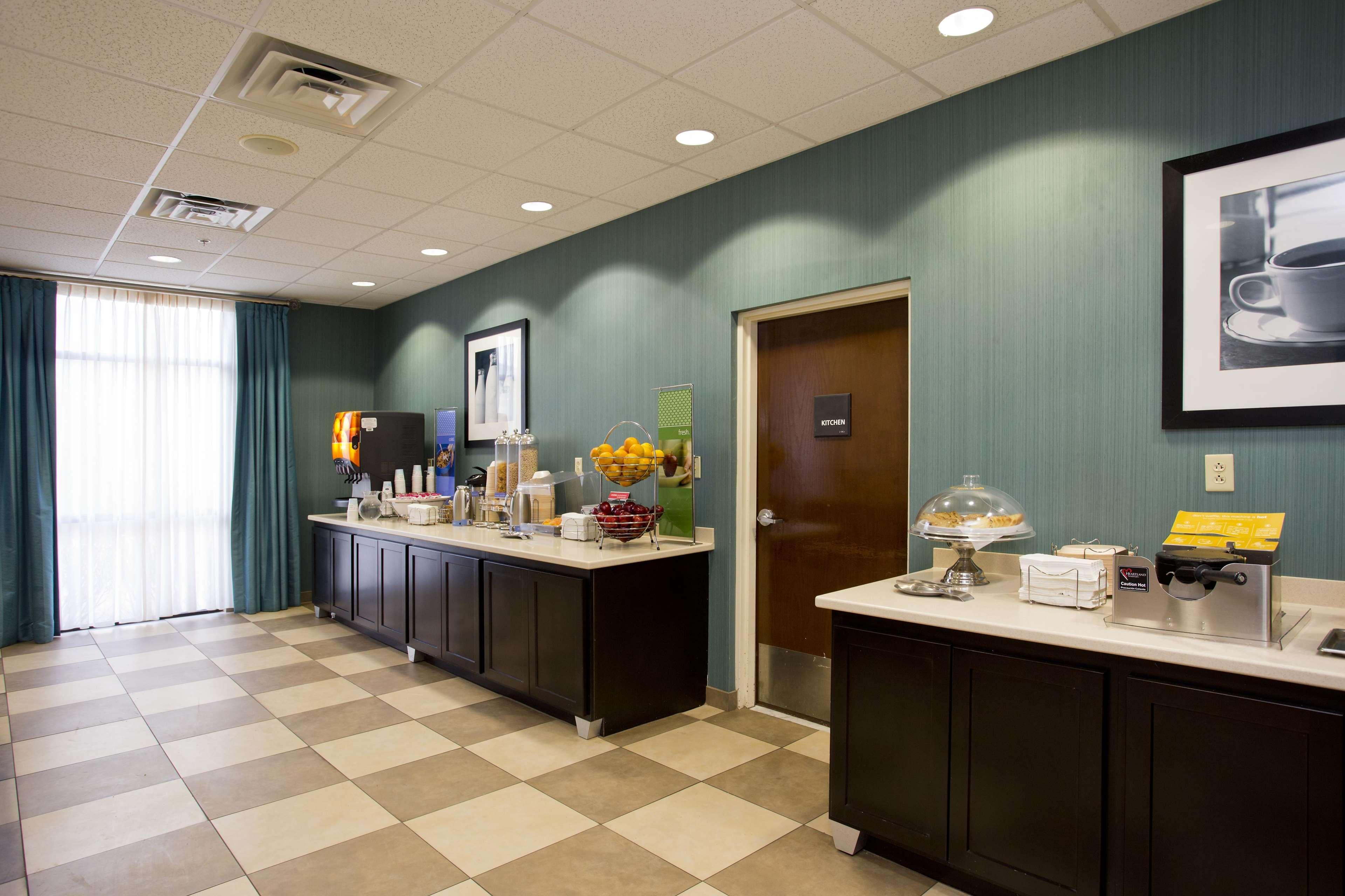 Hampton Inn Front Royal Exterior photo